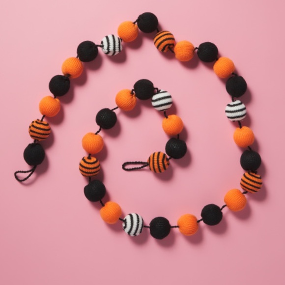 Cynthia Rowley Other - Cynthia Rowley 6 ft Halloween Garland